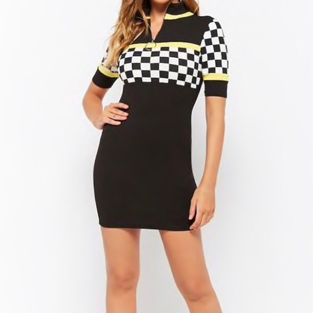 🏁🏁🏁 Checkered Panel Mini Dress